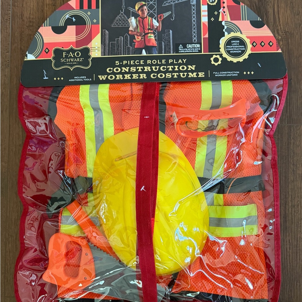 NWT - FAO Schwarz - Kids Construction Worker Costume - Pretend / Role Play